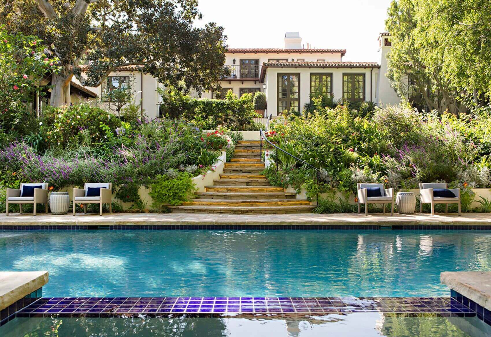 Exterior shot 12