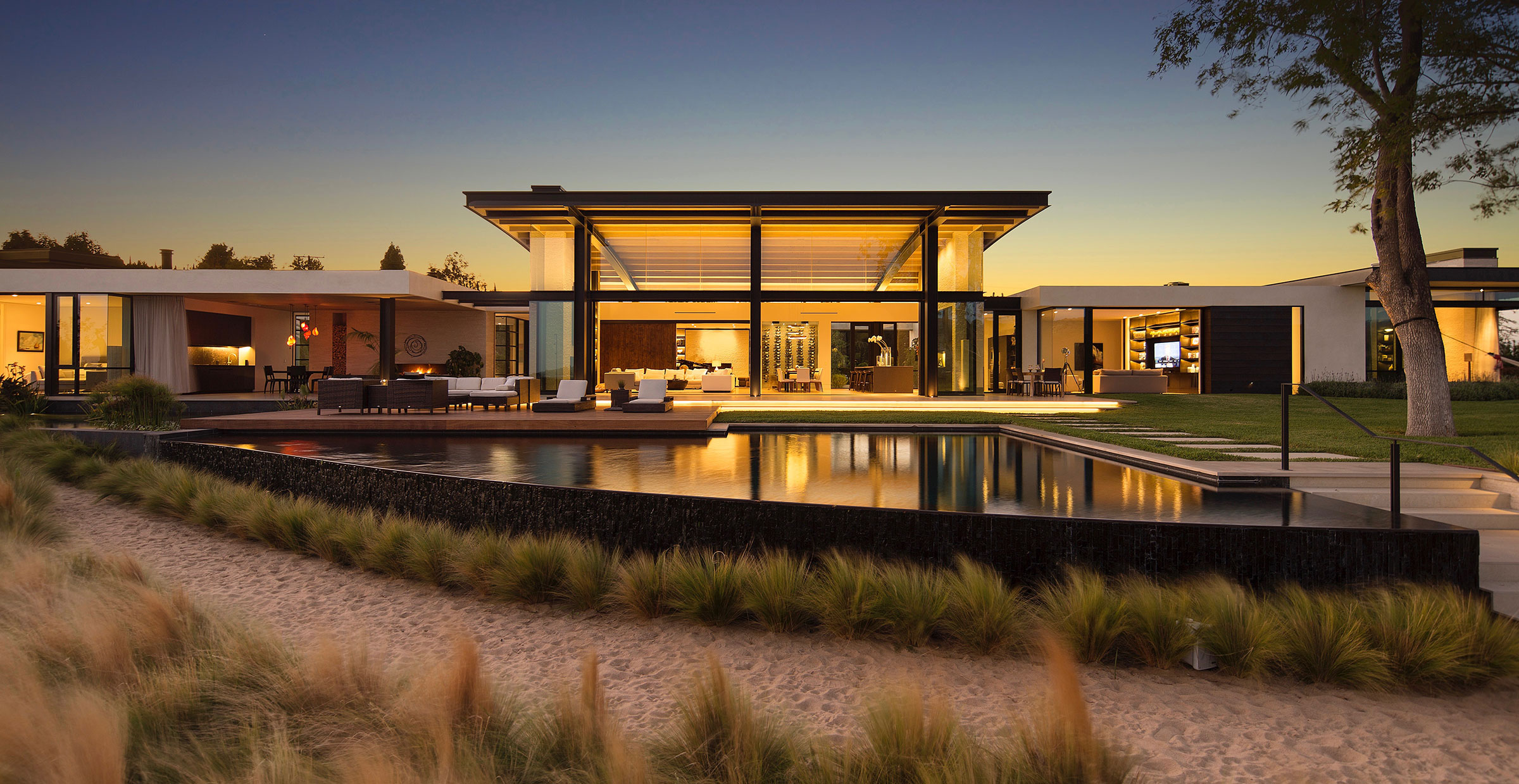 Exterior shot 27