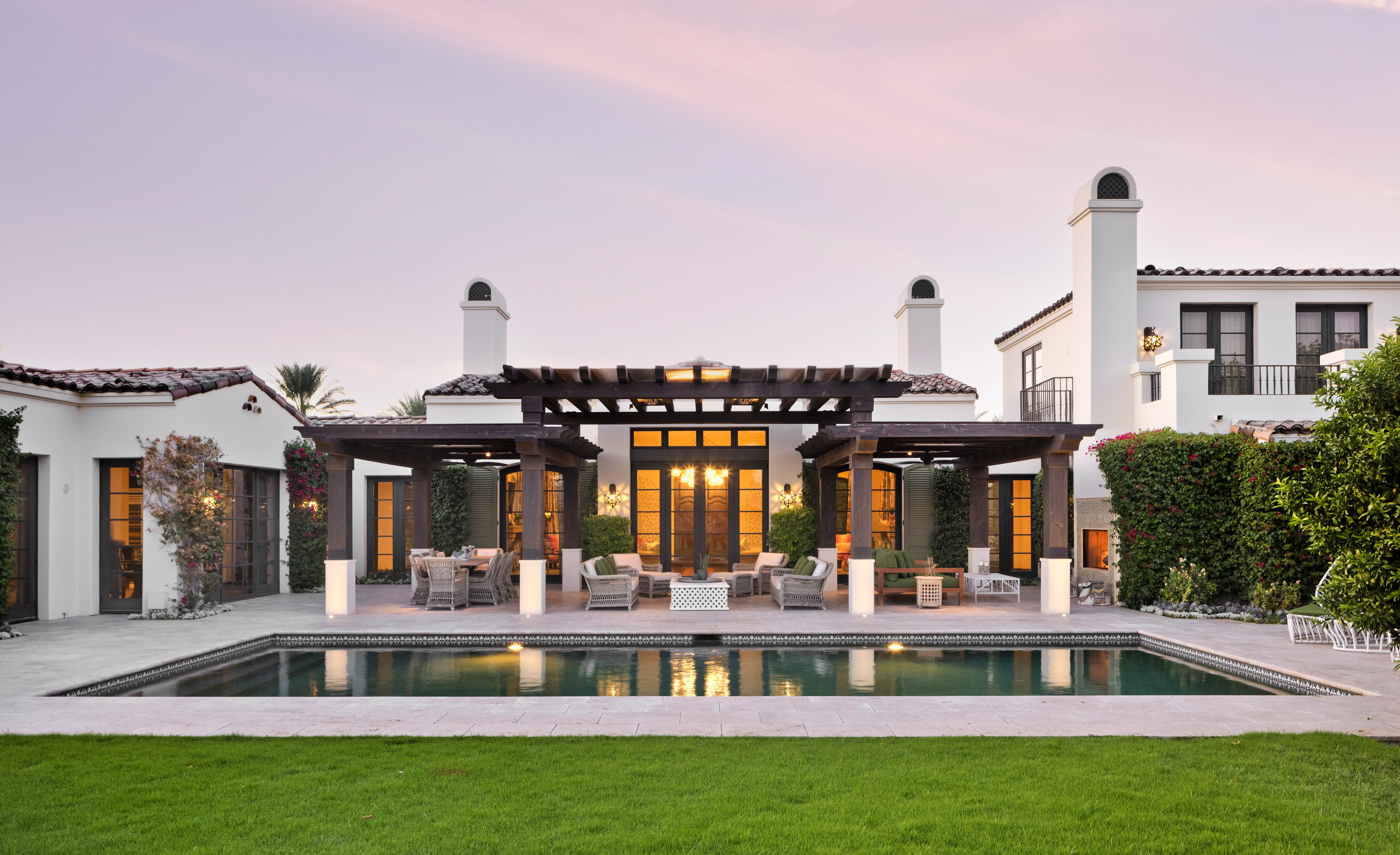 Exterior shot 6