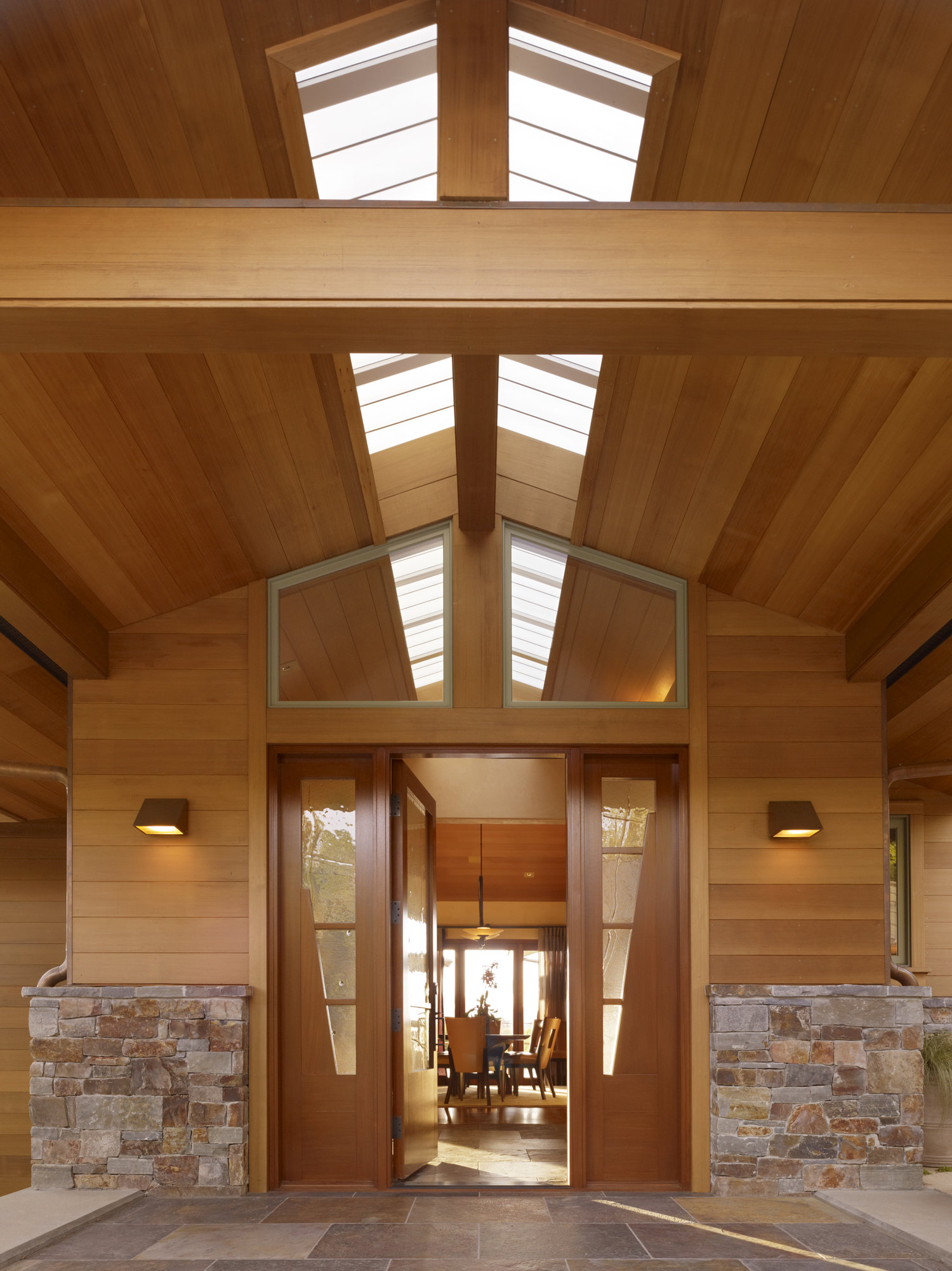 Exterior shot 4